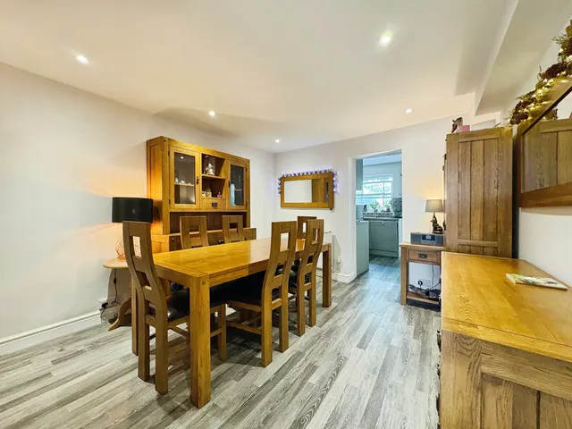 Photo 3 — Poplar Road, Warmley, Bristol, South Gloucestershire