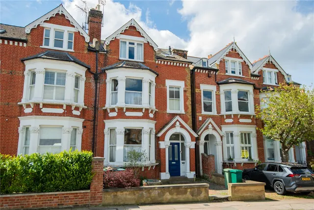 Onslow Road, Richmond, TW10, photo 1