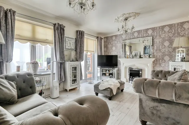 Ludworth Avenue, Marston Green, B37, photo 2