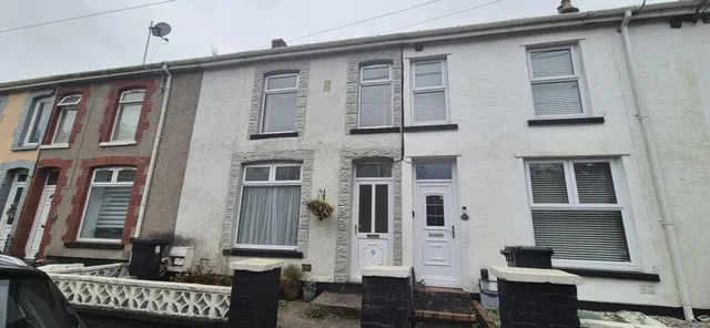 Gored Terrace, Neath, SA11, photo 1
