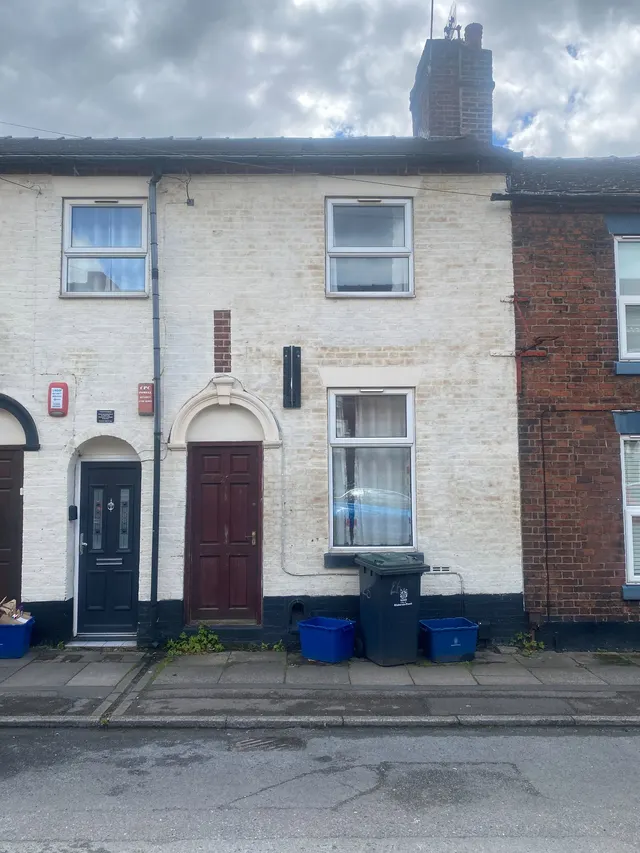 Queen Anne Street, Stoke-on-trent, ST4 2EQ, photo 1