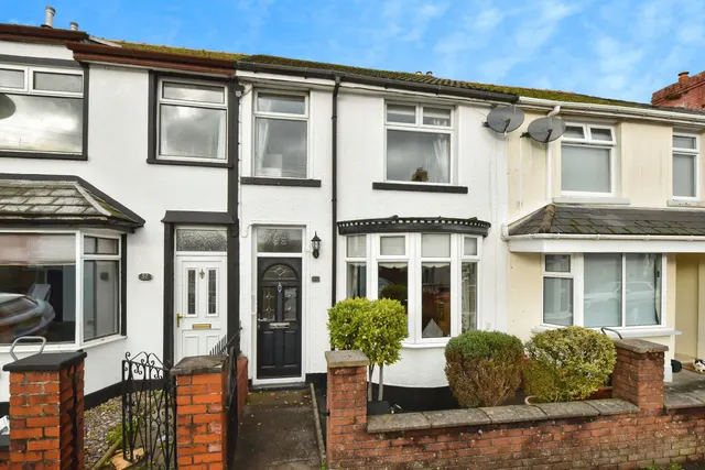 Park View, Tredegar, photo 1
