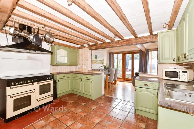 High Street, Staplehurst, TN12, photo 2