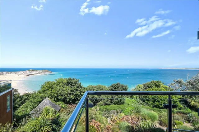 Trelyon Avenue, St. Ives, TR26, photo 1