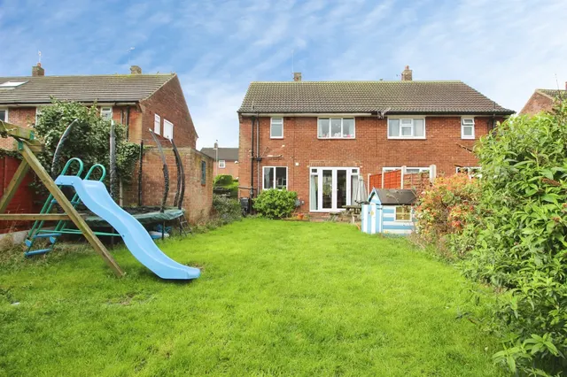 Harley Drive, Leeds, photo 1