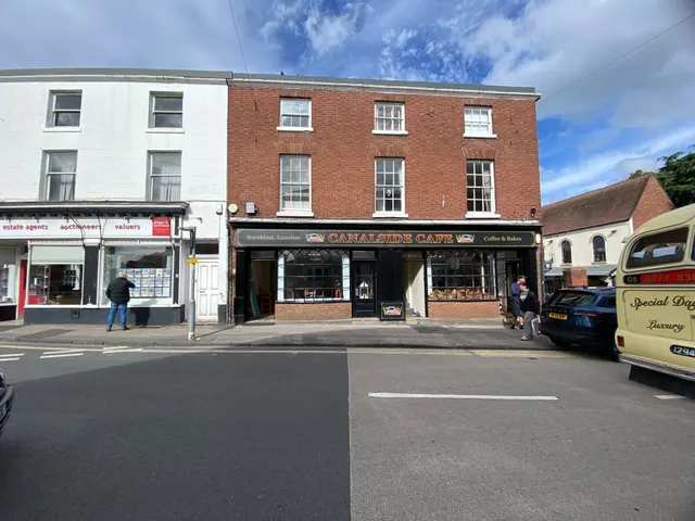 High Street, Stourport-On-Severn, DY13, photo 1