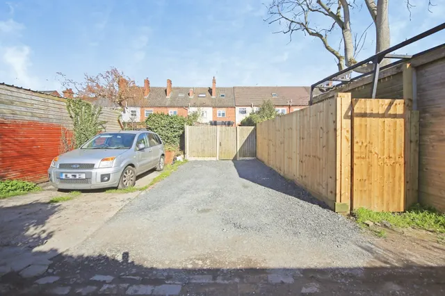 Photo 2 — Wood Street, Kidderminster