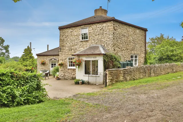Lumby Lane, Leeds, LS25, photo 1
