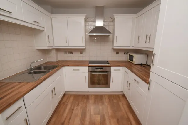 Parkhouse Court, Hatfield, AL10, photo 2