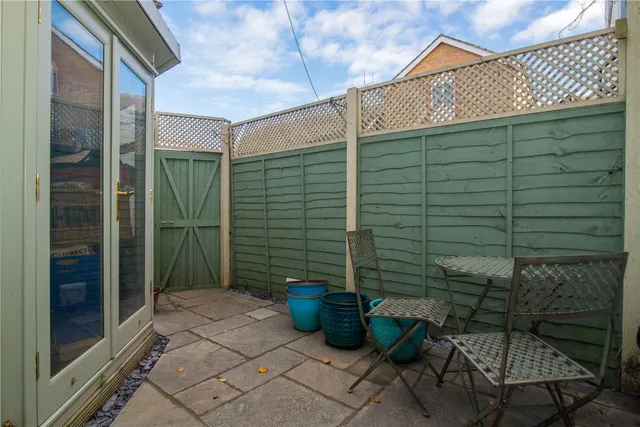 High Street, Teddington, TW11, photo 3