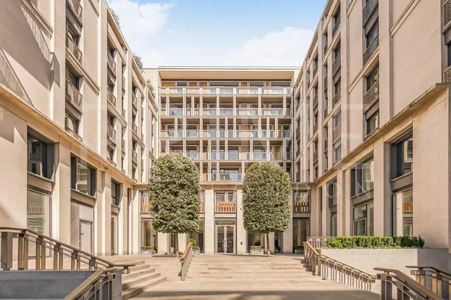 Strand, London, WC2R, photo 2