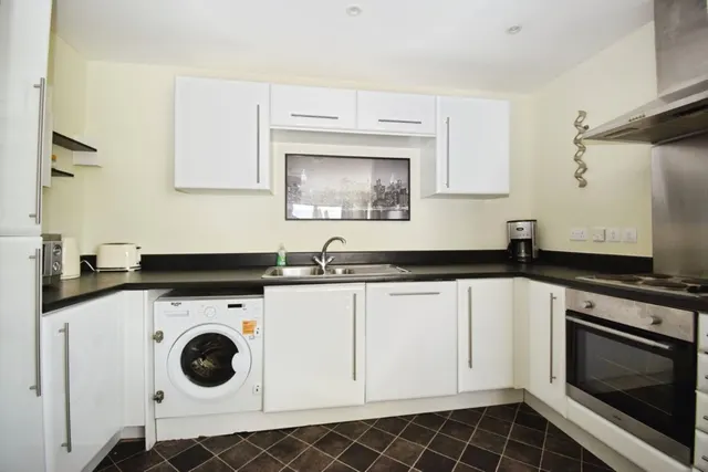 Photo 3 — 51 Newport House, Newport Street, Worcester, WR1 3NG