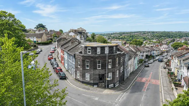 Priory Road, Hastings, photo 1