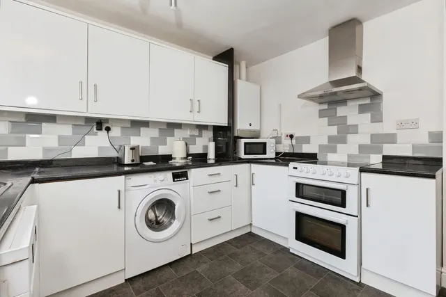 Photo 3 — High House Close, Wymondham, Norfolk, NR18