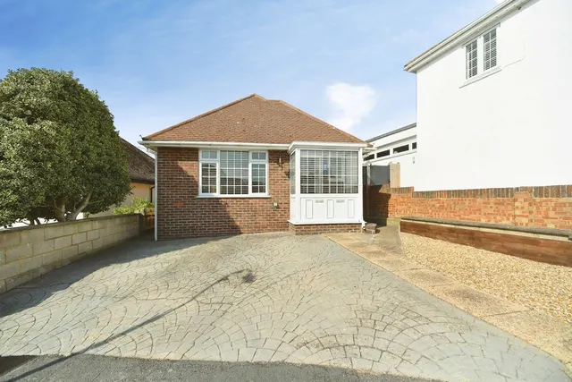 Lenham Road East, Rottingdean, BN2, photo 1