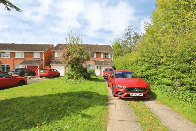 Woodford Close, Wolverhampton, West Midlands, WV9, photo 1