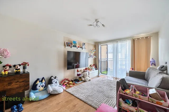 Watson Place, London, SE25, photo 3