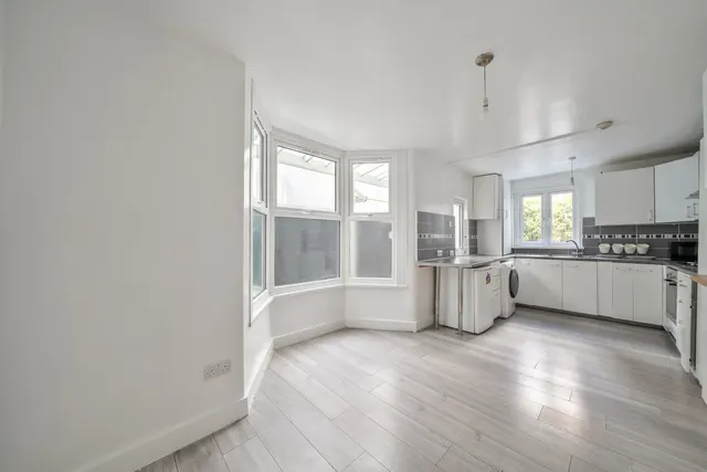 Ethnard Road, Peckham, SE15, photo 3