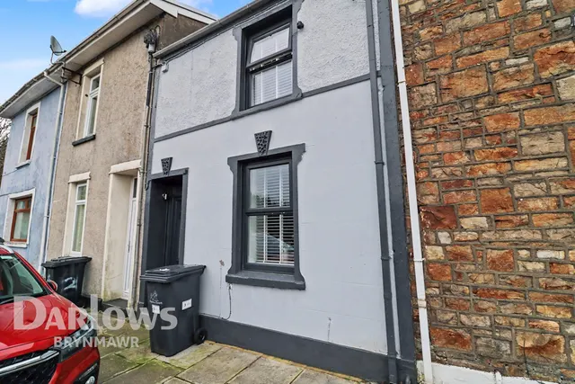 York Terrace, Tredegar, photo 1
