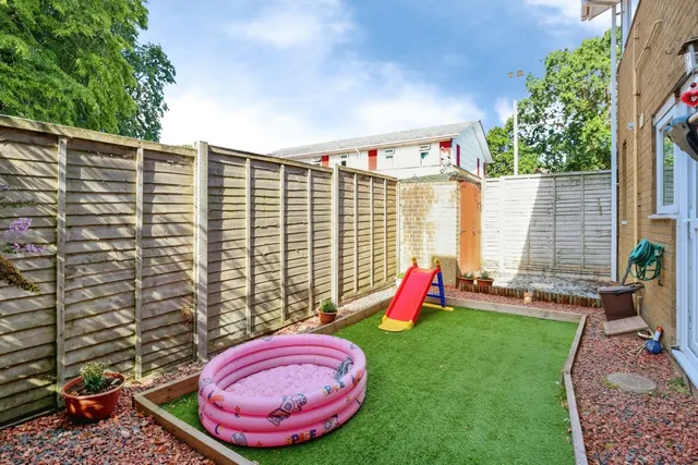 Bartlett Way, Poole, BH12, photo 1
