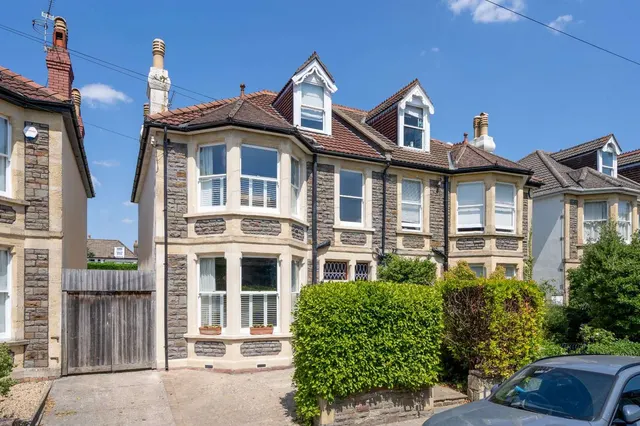 Henleaze Avenue, Henleaze, Bristol, BS9 4ET, photo 1