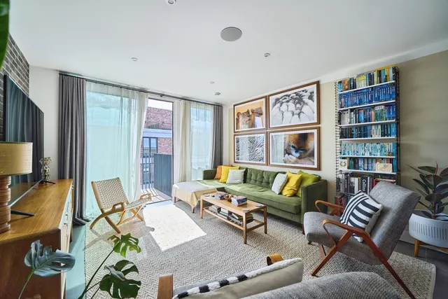 Photo 3 — Remus Road, LONDON, London, E3