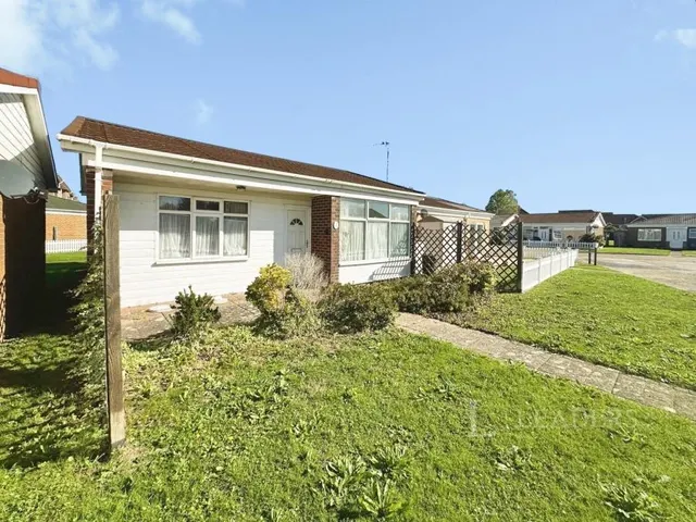 Biscay Avenue, Eastbourne, BN23, photo 1