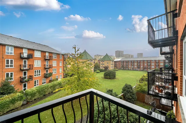 Garter Way, London, SE16, photo 3