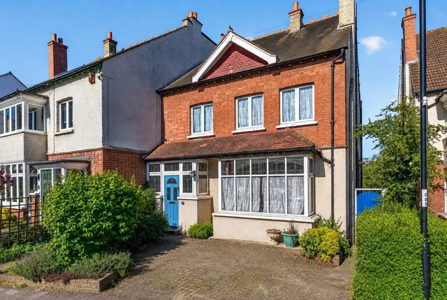 Kendall Avenue, South Croydon, photo 1