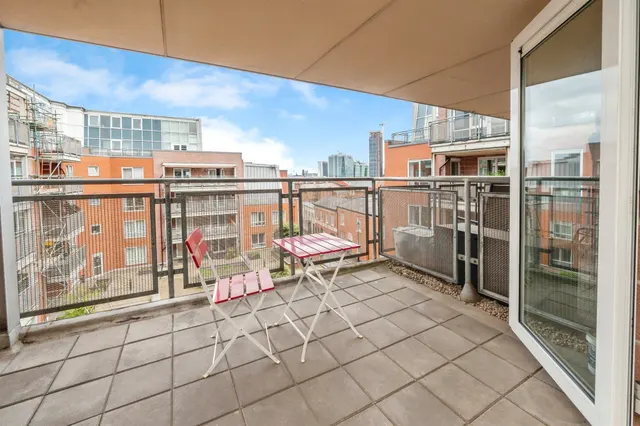 Warstone Lane, Birmingham, B18, photo 1