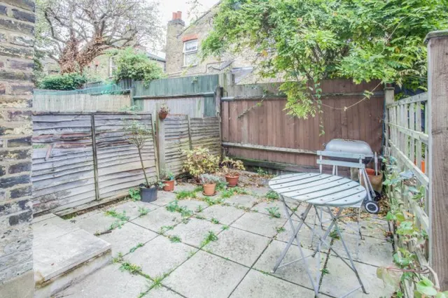 Oaklands Grove, Shepherds Bush, W12, photo 2