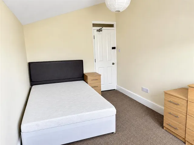 Robertson Road, Greenbank, BS5, photo 3