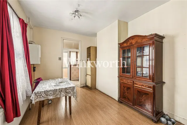 Harringay Road, London, N15, photo 1