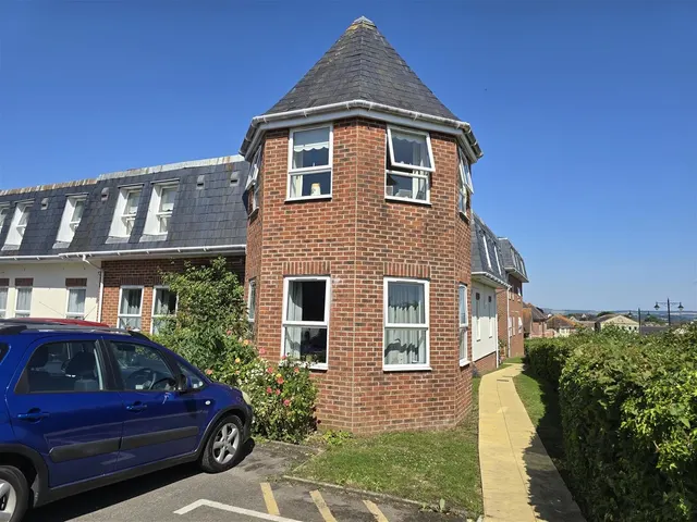 Reddleman House Bath House, Sturminster Newton, DT10, photo 1