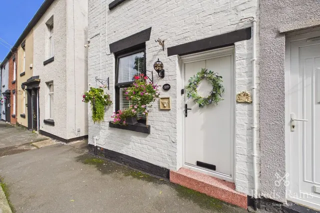 Bournes Row, Hoghton, Lancashire, PR5, photo 1