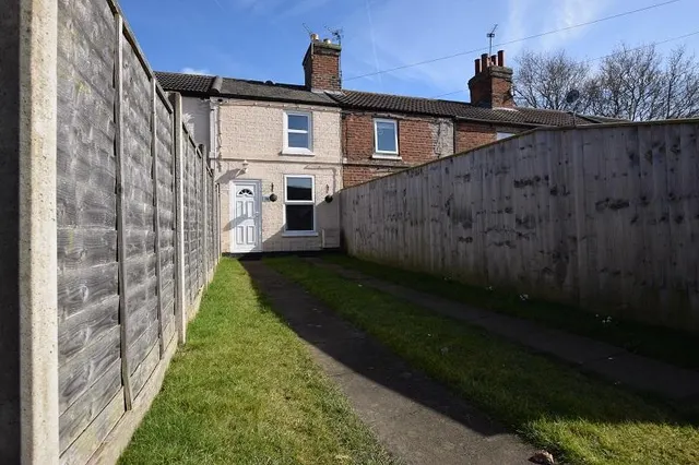 South Street, Alford, LN13, photo 1