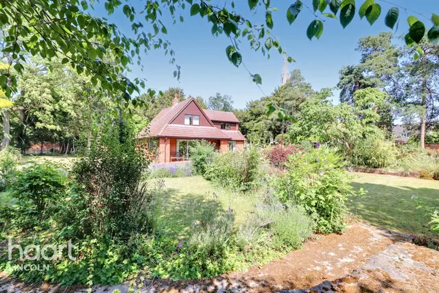 Church Lane, Carlton on Trent, NG23, photo 2