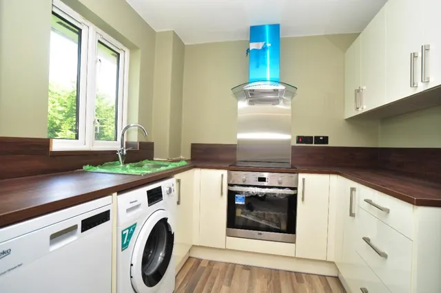 Photo 2 — Chestnut Court, Bedford Road, Hitchin, SG5