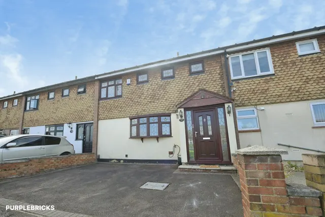 Thorn Lane, Rainham, RM13, photo 1
