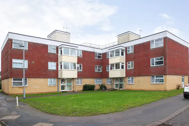 Langdale Gardens, Earley, Reading, Berkshire, RG6, photo 1