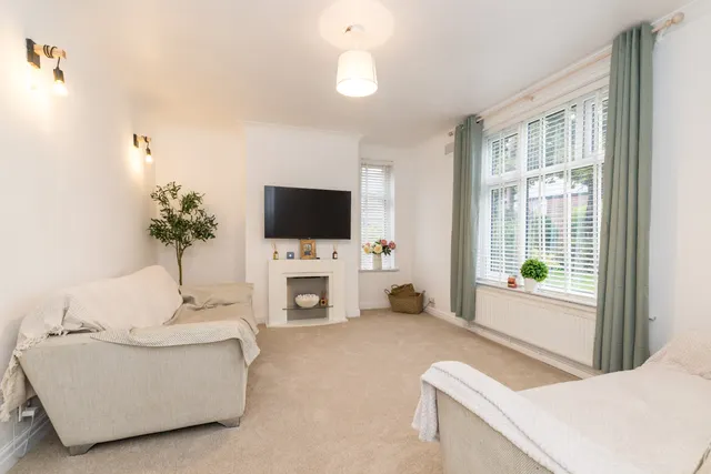 Thicknesse Avenue, Wigan, WN6, photo 2