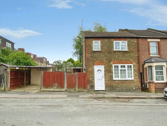 Benskin Road, Watford, Hertfordshire, WD18, photo 1