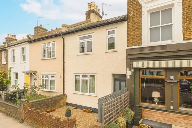 Bollo Lane, W4, photo 1