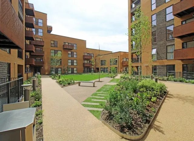 East Acton Lane, East Acton Lane, W3, photo 1