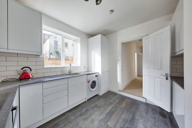 Strathville Road, Earlsfield, SW18 4QZ, photo 1