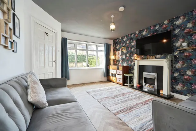 Branshaw Grove, Keighley, BD22, photo 2