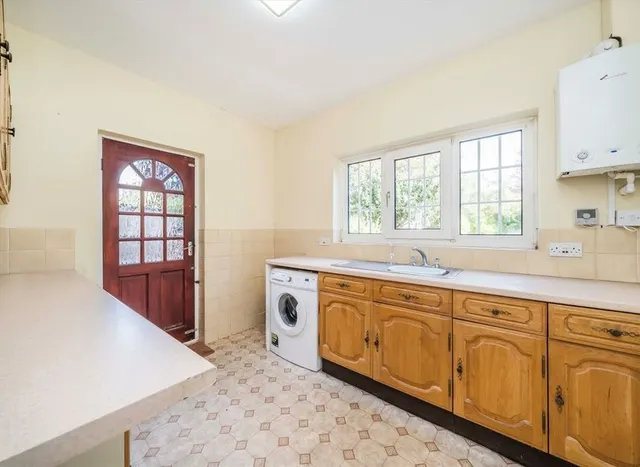 Kenley Road, Kingston Upon Thames, KT1, photo 3