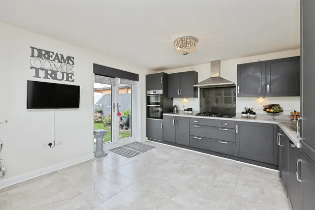 Elham Road, Rackheath, NR13, photo 2