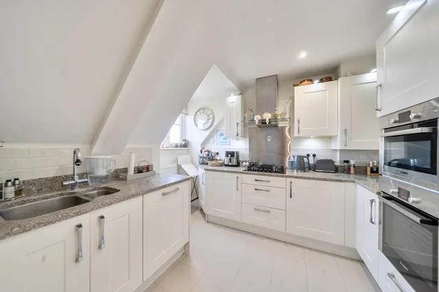 Photo 3 — Gloucester Court, Rickmansworth, WD3
