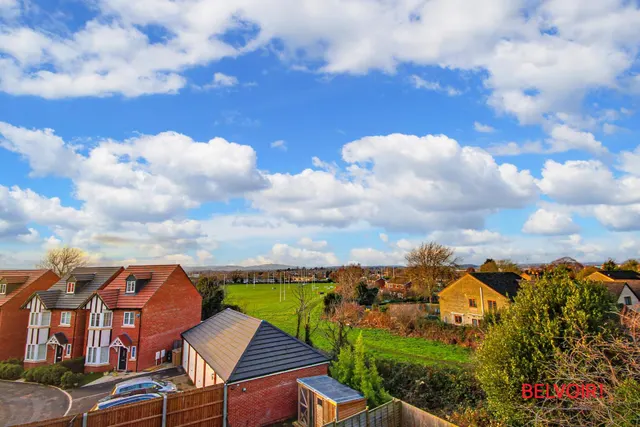 Photo 3 — New Dawn View, Gloucester, GL1